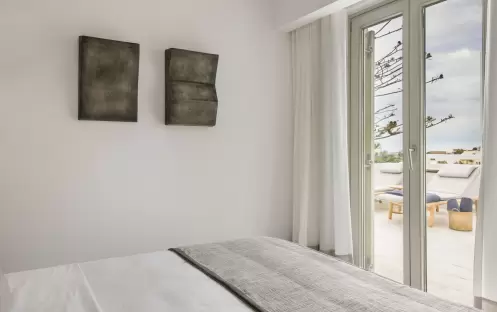 Grace Mykonos Deluxe Room with Plunge pool (3)